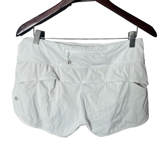 Lululemon Womens Shorts 6 - Picture 2 of 4